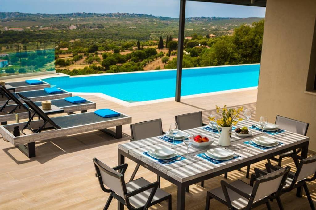 New Villa Blue With Private Pool At Trapezaki Livathos  Экстерьер фото